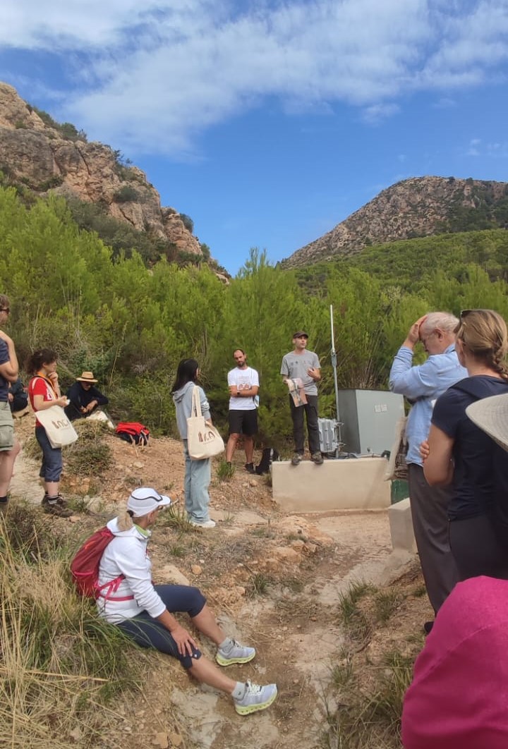 Dr. Julián García-Comendador explaining hydrological processes in burned terraced areas